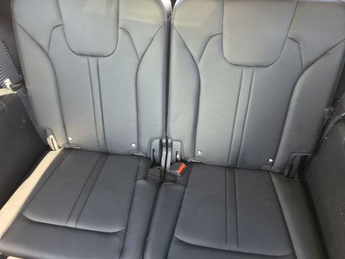 Certified 2024 Kia Sorento SX AWD/4WD image 18