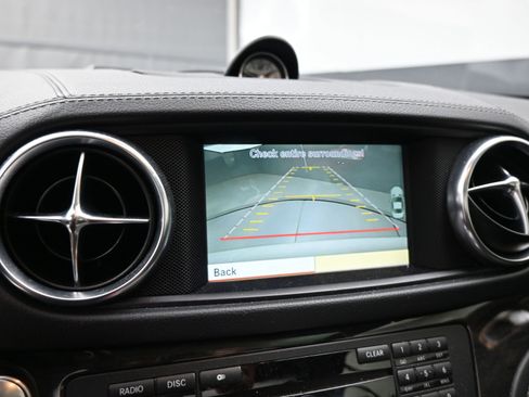 Used 2013 Mercedes-Benz SL 550 image 13