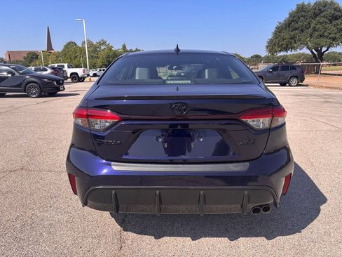 Used 2024 Toyota Corolla XSE FWD image 5