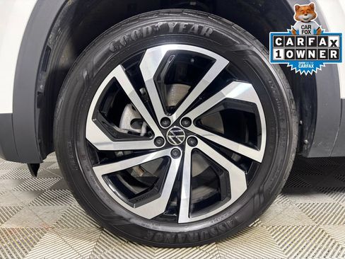 Used 2023 Volkswagen Atlas SEL AWD/4WD image 29