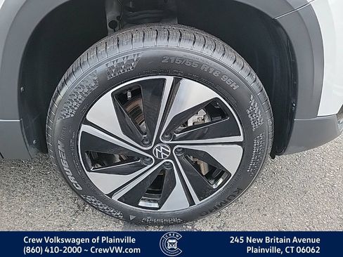 Certified 2023 Volkswagen Taos SE AWD/4WD image 20