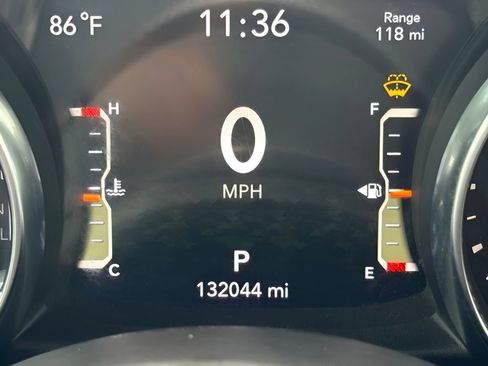 Used 2020 Jeep Wrangler Unlimited Sahara AWD/4WD image 16
