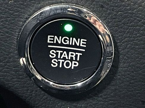 Used 2024 Ford Edge SEL image 26