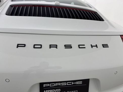 Certified 2019 Porsche 911 Carrera S image 19