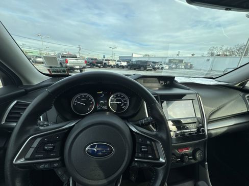 Used 2019 Subaru Forester Premium w/ All-Weather Package image 11