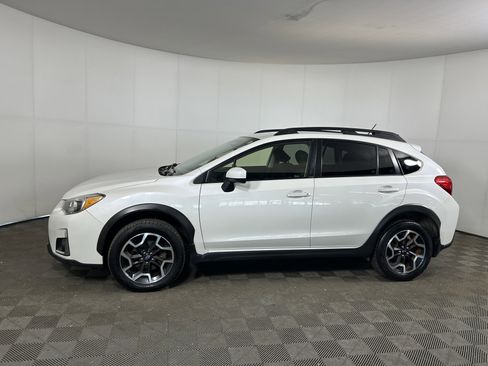 Used 2016 Subaru Crosstrek 2.0i Premium image 2