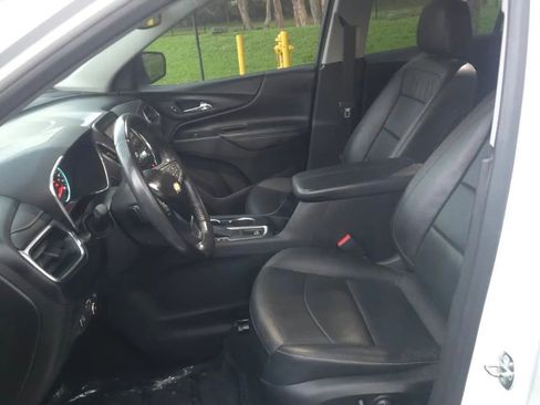 Used 2021 Chevrolet Equinox Premier w/ Redline Edition FWD image 10