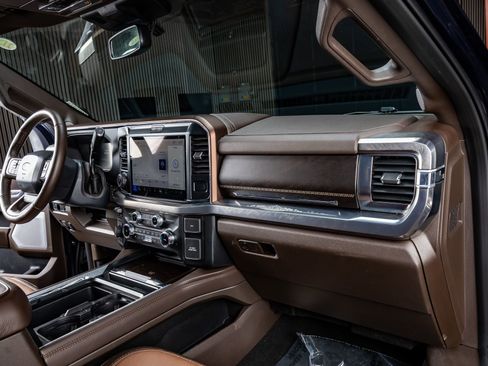 Used 2025 Ford F350 King Ranch image 18