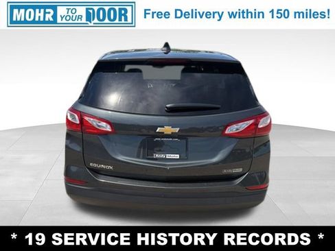Used 2019 Chevrolet Equinox LS w/ LS Convenience Package FWD image 4