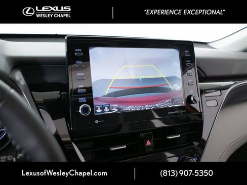 Used 2023 Toyota Camry SE w/ Cold Weather Package FWD image 39