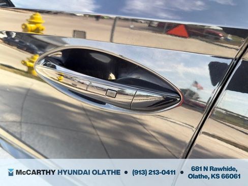 Used 2025 Hyundai Sonata SEL FWD image 17