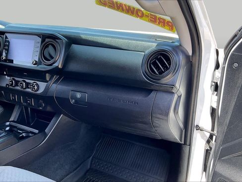 Used 2021 Toyota Tacoma SR w/ SR Convenience Package RWD image 17