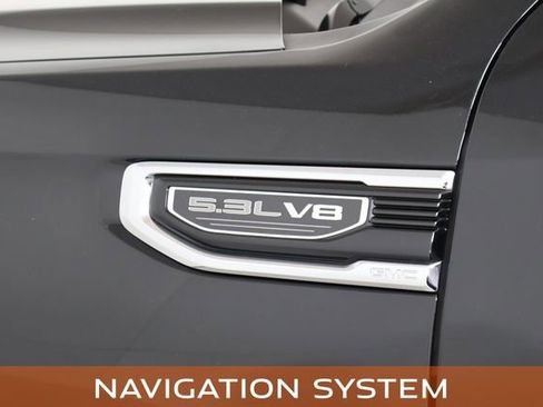 Used 2022 GMC Sierra 1500 Denali w/ Technology Package AWD/4WD image 15