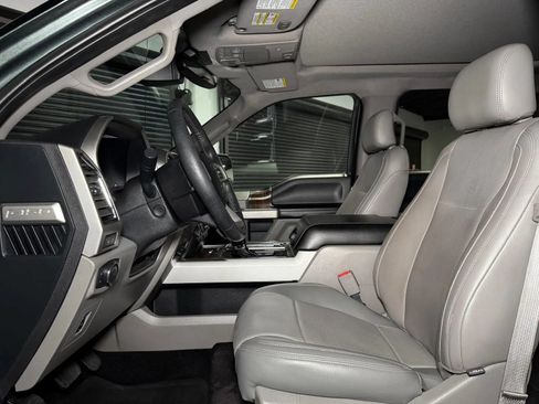 Used 2015 Ford F150 Lariat w/ Equipment Group 502A Luxury RWD image 26