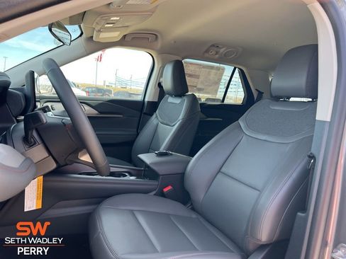 New 2026 Ford Explorer Active w/ Active Comfort Package image 19