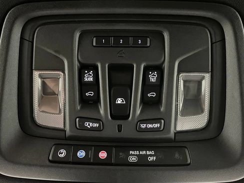 Used 2022 GMC Sierra 1500 AT4 w/ AT4 Premium Package AWD/4WD image 38