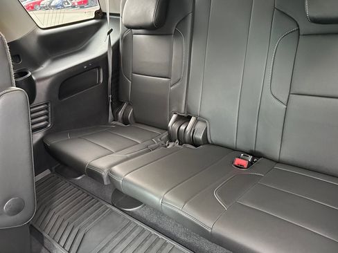 Used 2019 Chevrolet Tahoe Premier image 17