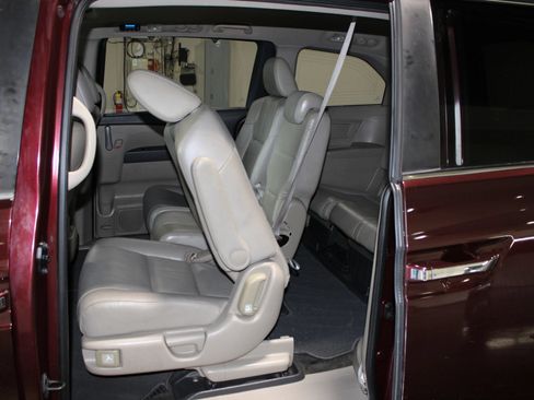 Used 2013 Honda Odyssey EX-L image 27