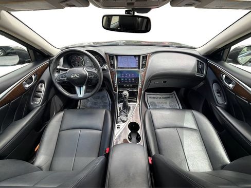 Used 2018 INFINITI Q50 Luxe w/ Essential Package (3.0T Luxe) AWD/4WD image 30