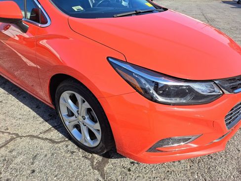 Used 2017 Chevrolet Cruze Premier image 15