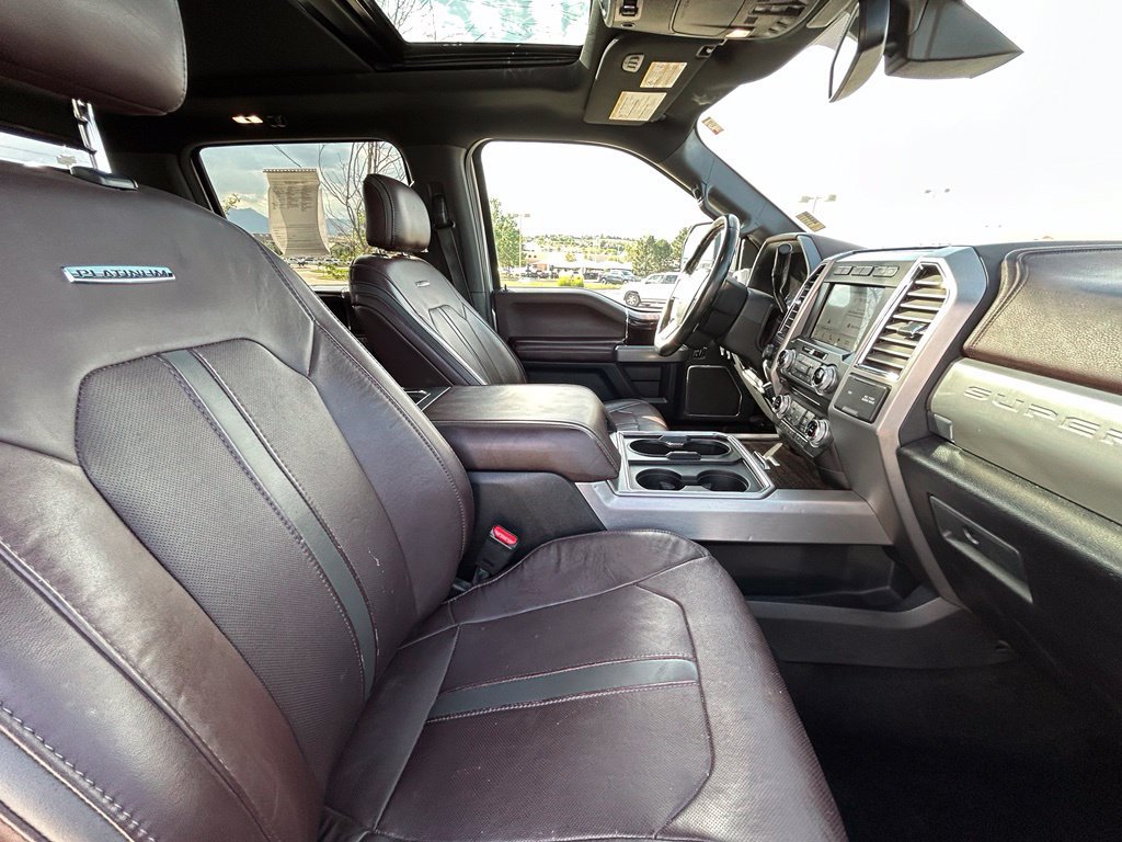 Used 2017 Ford F350 Platinum w/ Platinum Ultimate Package AWD/4WD image 31