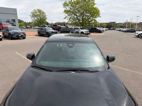 Used 2025 Chevrolet Equinox LT AWD/4WD image 10