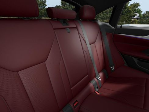 New 2025 BMW i4 eDrive40 image 10