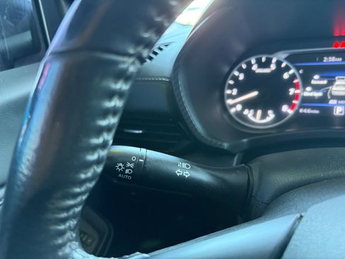 Used 2021 Nissan Sentra SV FWD image 21