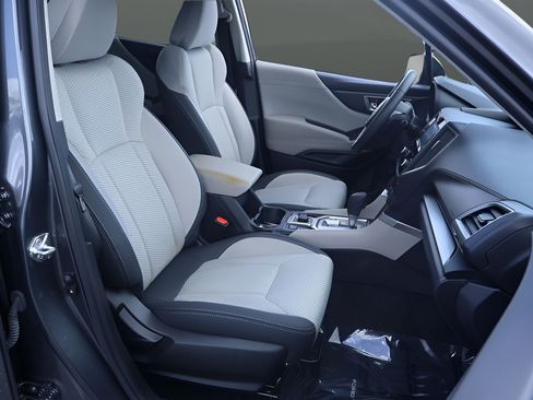 Certified 2023 Subaru Forester Premium AWD/4WD image 19