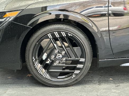 New 2026 Nissan Sentra SR image 23