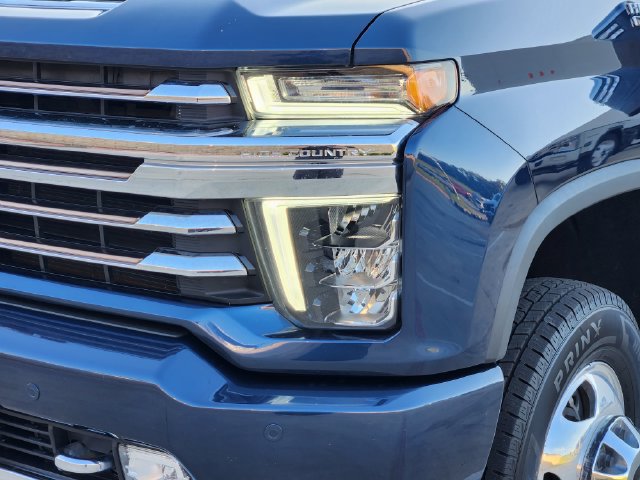Used 2022 Chevrolet Silverado 3500 High Country AWD/4WD image 9