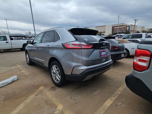 Used 2022 Ford Edge SEL w/ Convenience Package image 6