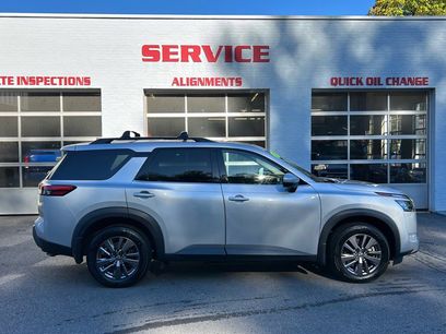 Used 2023 Nissan Pathfinder SV w/ SV Premium Package