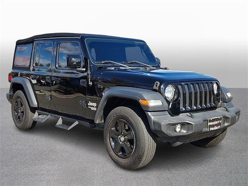 Used 2018 Jeep Wrangler Unlimited Sport S image 3