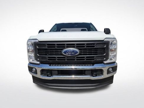 Used 2023 Ford F350 XL w/ XL Chrome Package AWD/4WD image 3