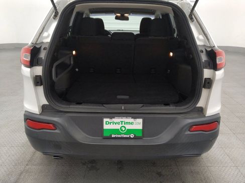 Used 2015 Jeep Cherokee Sport w/ Sport Appearance Group image 29