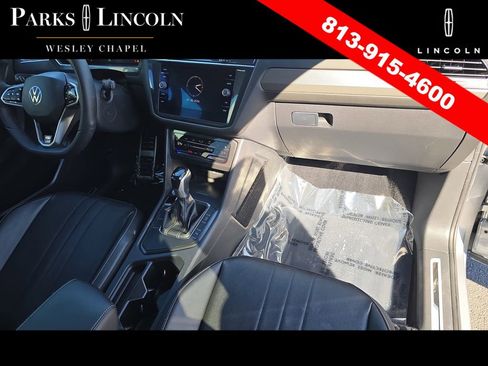 Used 2022 Volkswagen Tiguan SE R-Line image 10