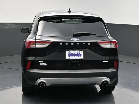 Used 2020 Ford Escape SE FWD image 7