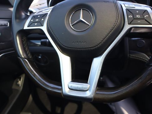 Used 2013 Mercedes-Benz SL 550 image 18