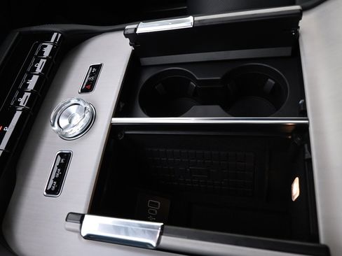 New 2025 Lincoln Navigator Reserve w/ Jet Appearance Package image 29