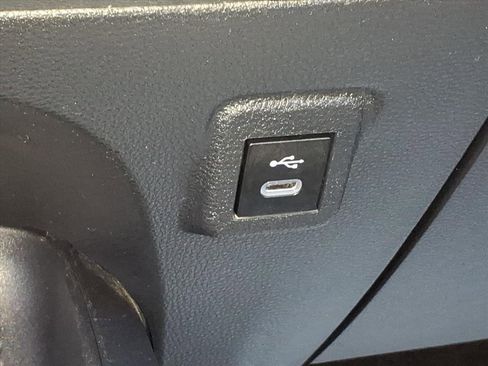 Used 2024 Toyota Corolla LE image 19