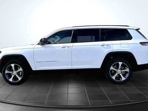 New 2026 Jeep Grand Cherokee L Limited AWD/4WD image 3