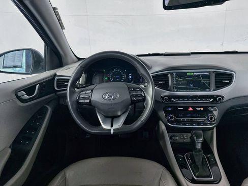Used 2018 Hyundai Ioniq Limited w/ Limited Ultimate Package 03 FWD image 22