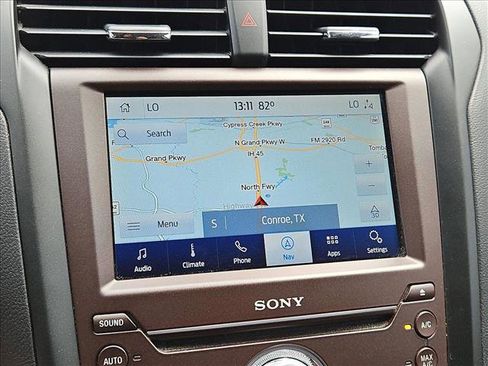 Used 2020 Ford Fusion Titanium AWD/4WD image 13