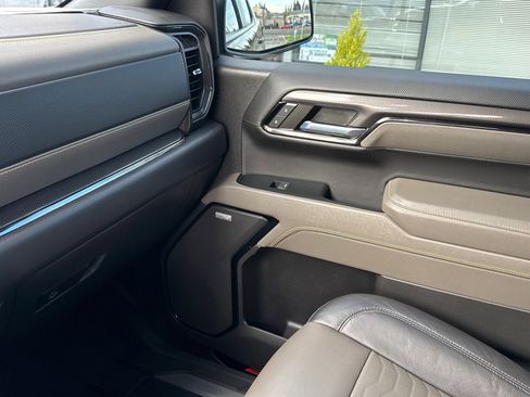 Used 2023 Chevrolet Silverado 1500 ZR2 w/ Technology Package image 17