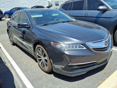 Used 2015 Acura TLX FWD image 2