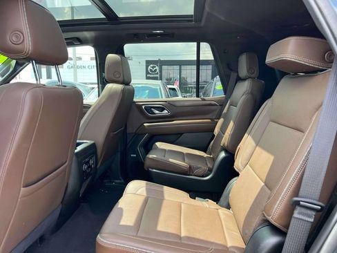 Used 2021 Chevrolet Tahoe High Country AWD/4WD image 12