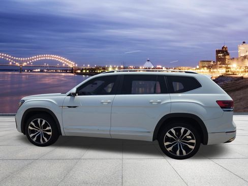 Used 2021 Volkswagen Atlas SEL R-Line AWD/4WD image 3