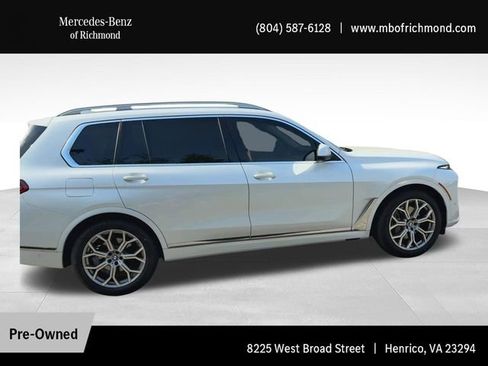Used 2025 BMW X7 xDrive40i w/ Premium Package AWD/4WD image 3