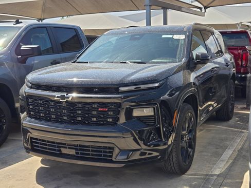 Certified 2026 Chevrolet Traverse RS FWD image 3
